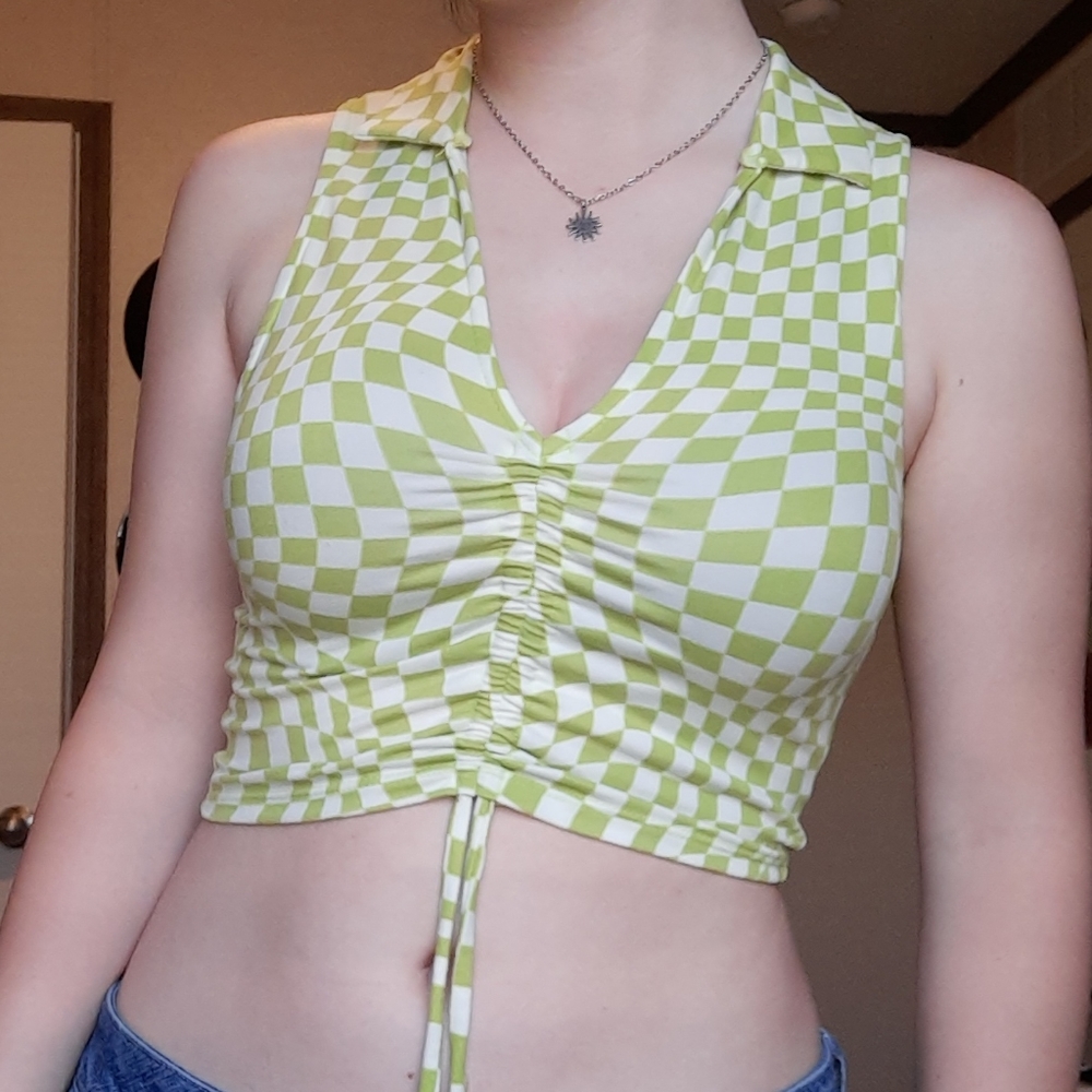 Liz & Sara 70s aesthetic crop